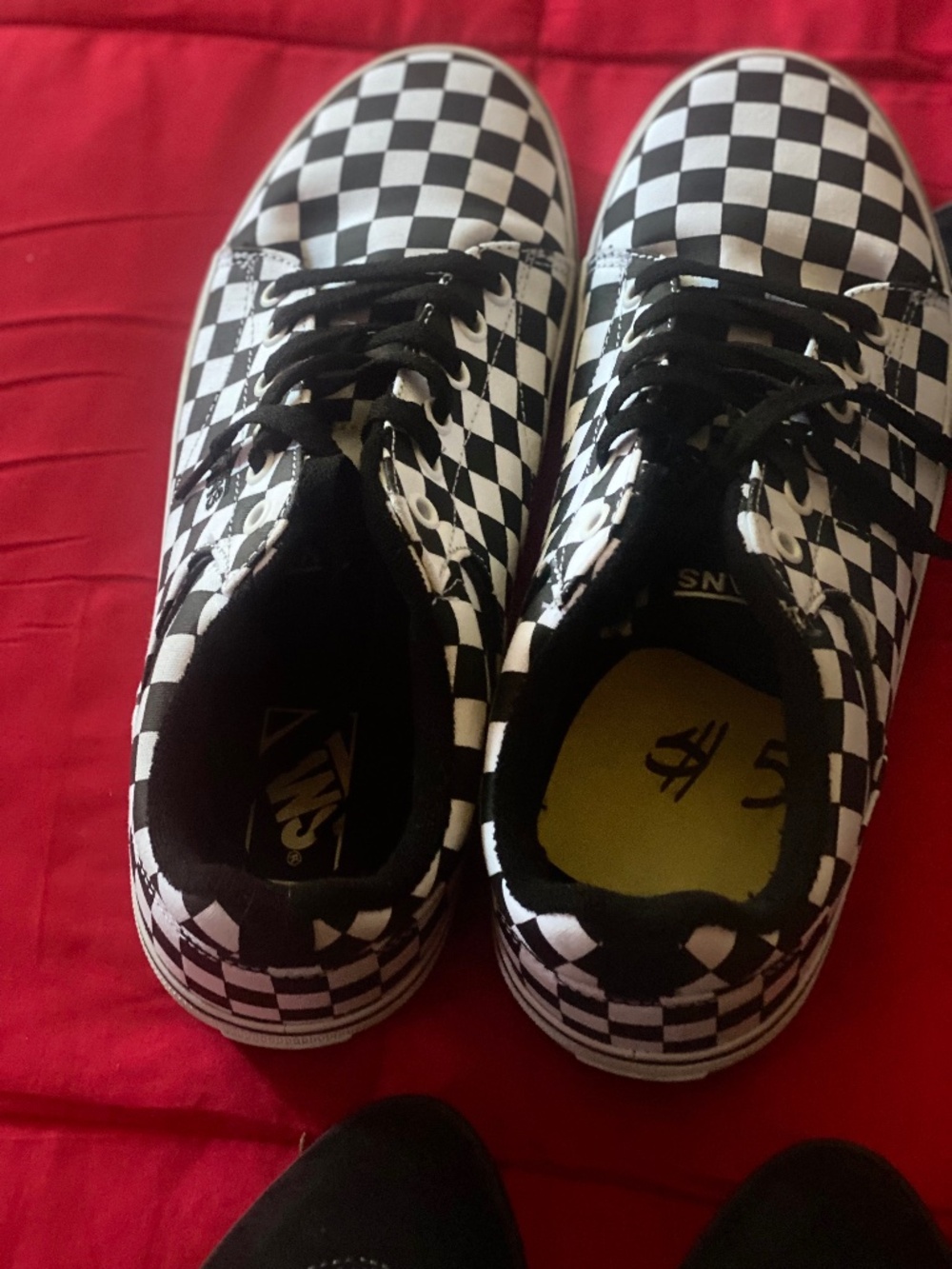 Vans - Picture 1 of 1